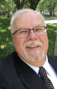 Rev. Eric Heinekamp Headshot