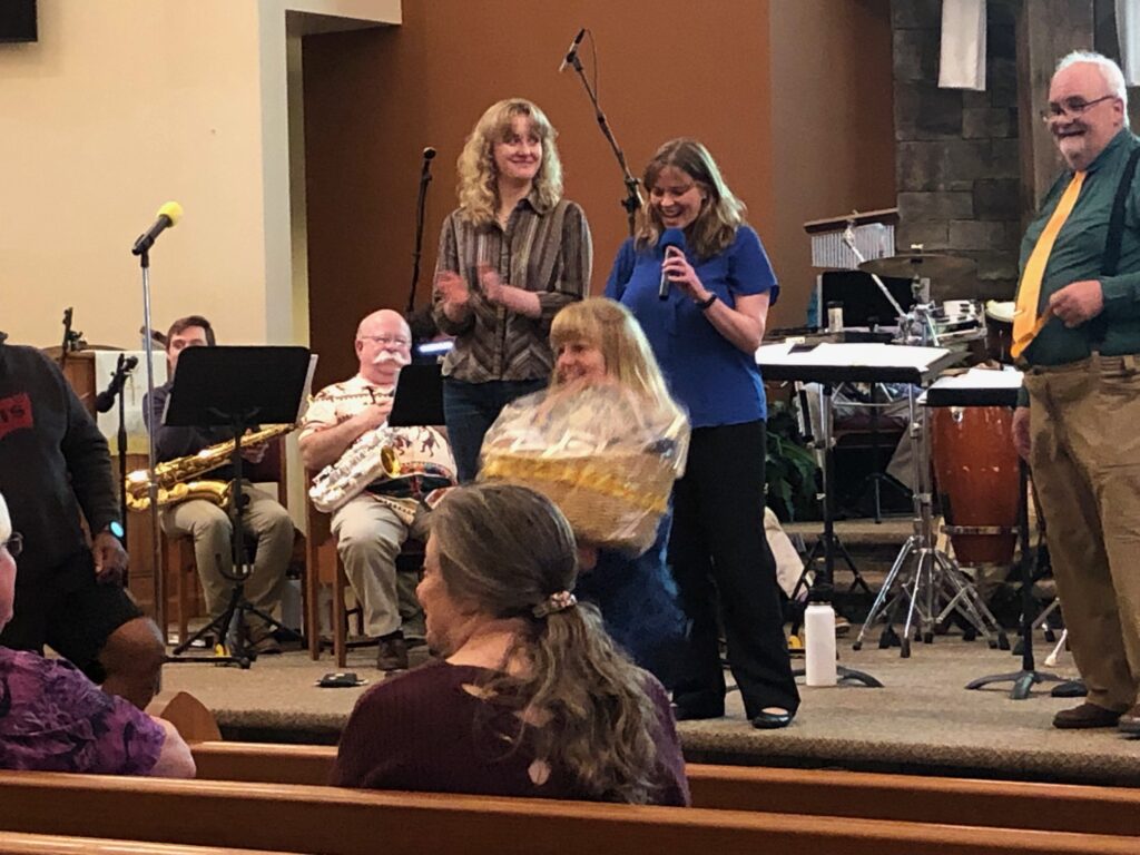 Swingset 0425-Raffle